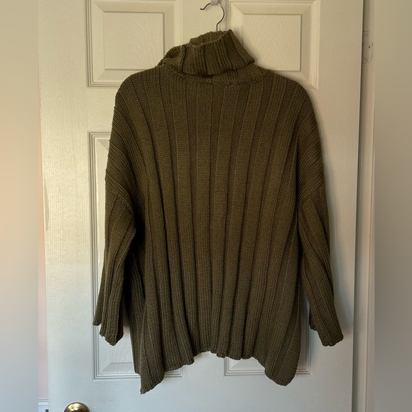 Zara Sweater - Picture 14 of 14